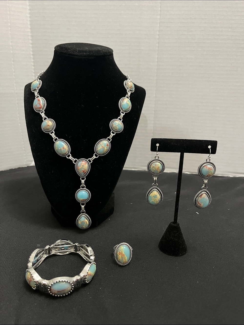 Turquoise Stone Necklace & Earring Set - Blue Green Jewelry